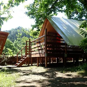 La Châtaigneraie 3*, Gravieres France